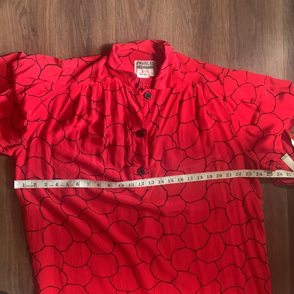 Vintage Red Silk Dress Size Medium or Large pattern Retro Size 10 Shift 80's 90' - Picture 10 of 13